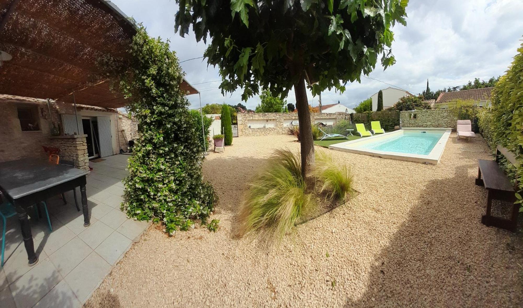 Hébergement de vacances La Maison Du Petit Ecolier LʼIsle-sur-la-Sorgue